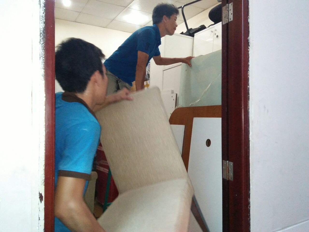 Chuyển văn phòng có cần ký hợp đồng không