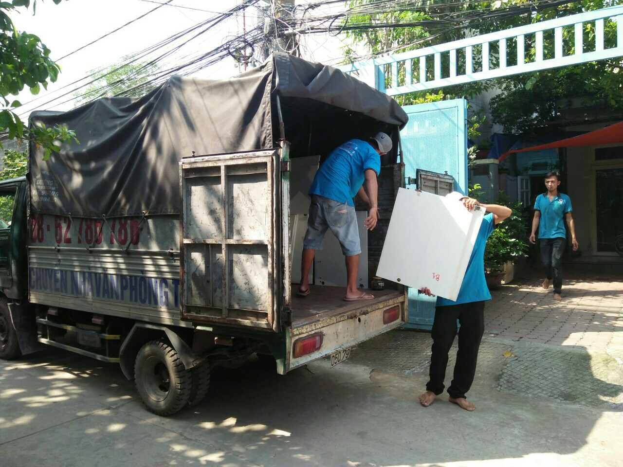 Taxi tải - Phương tiện vận chuyển tiết kiệm thời gian