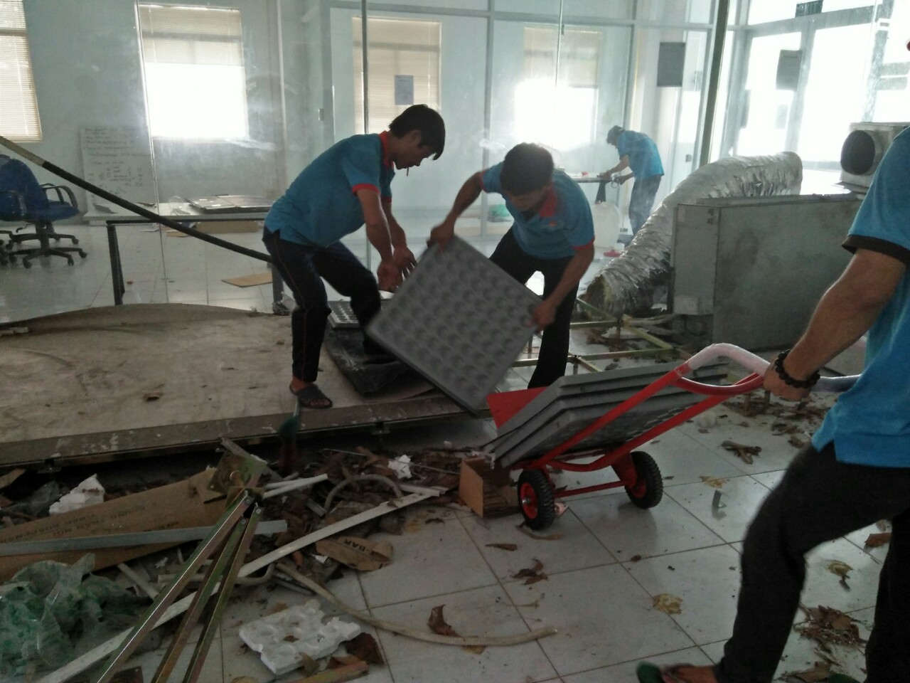 Quản lý hàng hóa và những khó khăn khi công ty không có kho bãi